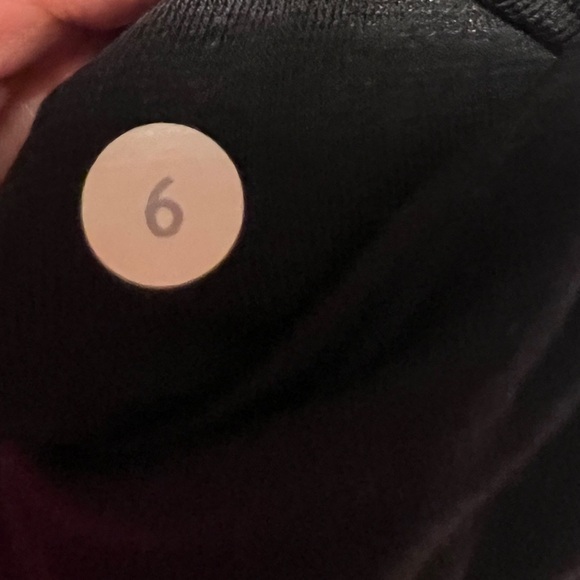 Lululemon Gather & Crow Crop - Picture 11 of 11